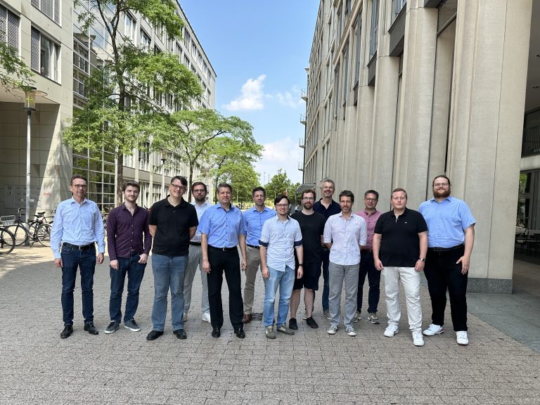 Gruppenfoto energyTWIN Abschlusstreffen Köln